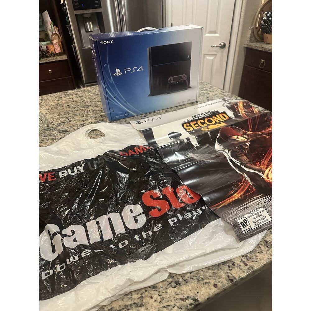 PlayStation 4 500GB Black - LAUNCH EDITION Midnight Release W/org Bag & Poster